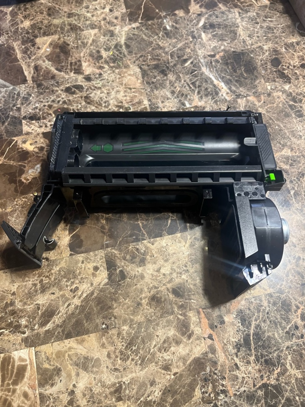 Replacement iRobot vacuum cleaning head module